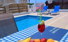 3 Bedroom Coral Bay Beach Seaview Villa II Private Pool